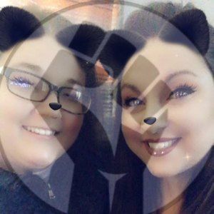 Meet your Posher, Cassandra